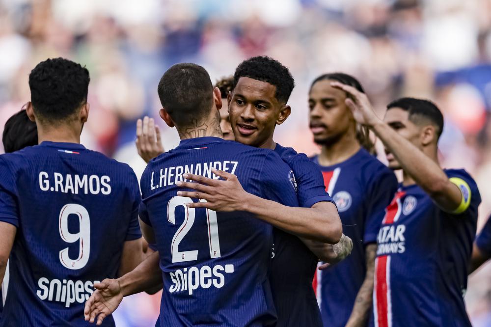 球联盟中其 球联盟中其